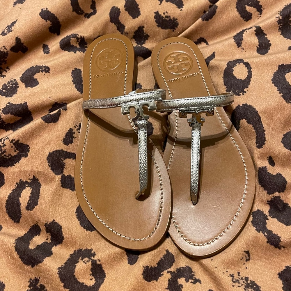 Tory Burch T logo sandals